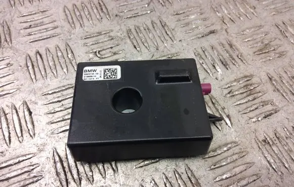 BMW 2 F22 F23 Aerial antenna amplifier 9325735
