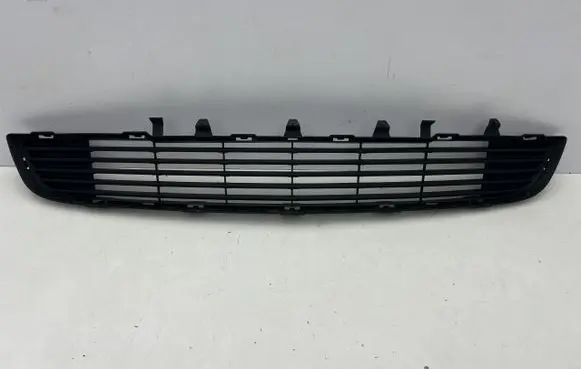 Mercedes-Benz Vito Viano W447 Front bumper lower grill A4478850053