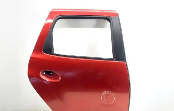 Dacia Duster II Rear door