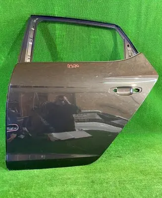 Seat Leon (5F) Rear door