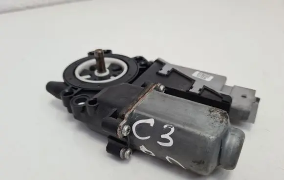 Citroen C3 Front door window regulator motor 400618F