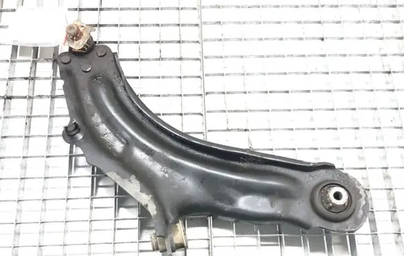 Mercedes-Benz Citan W415 Front control arm 8200586567