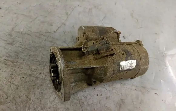 Nissan Patrol Y61 Starter motor 23300VG101 S13551A