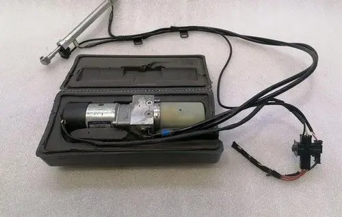 Mercedes-Benz S W221 Tailgate hydraulic pump motor A2218000148