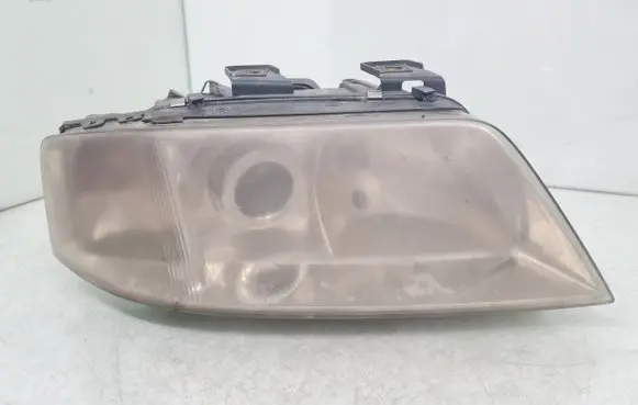 Audi A6 S6 C5 4B Headlight/headlamp 14846600