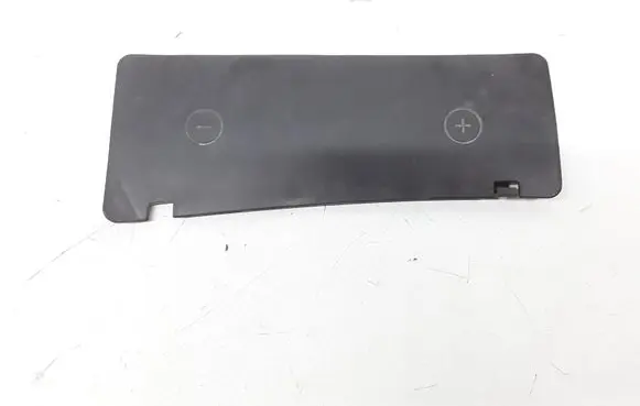 Audi A6 S6 C5 4B Battery box tray cover/lid 4B1819422