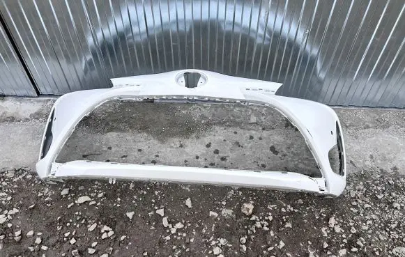 Toyota Yaris Front bumper 521190DA40