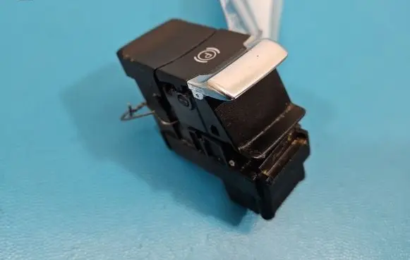 Audi Q5 SQ5 Handbrake/parking brake auto hold switch 8K1927225E IMPRK1538383