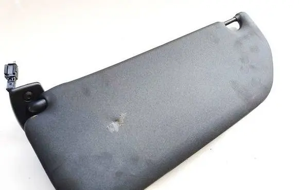 Sun visor