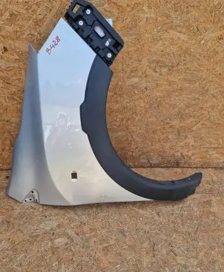 Dacia Sandero Fender B428