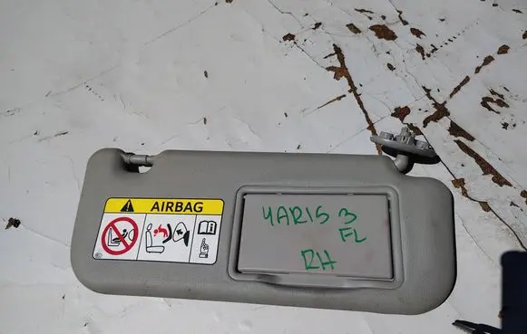 Toyota Yaris Sun visor