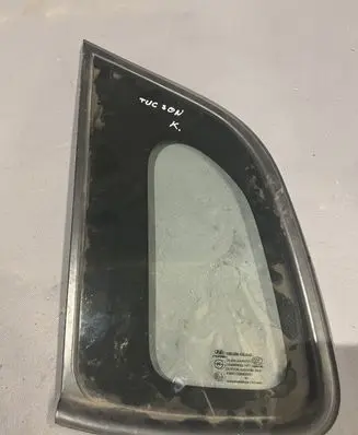 Hyundai Tucson JM Rear side window 878102E000 878102E00 878102000