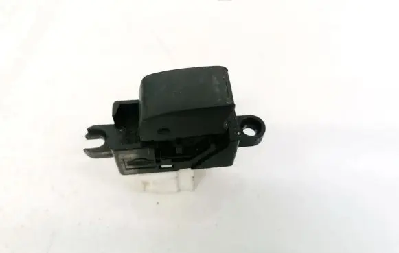 Nissan Almera N16 Electric window control switch