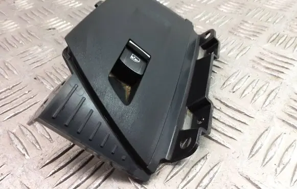 BMW X3 G01 Electric window control switch 9327031