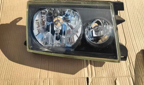 Nissan Terrano Headlight/headlamp 1ED964644-04