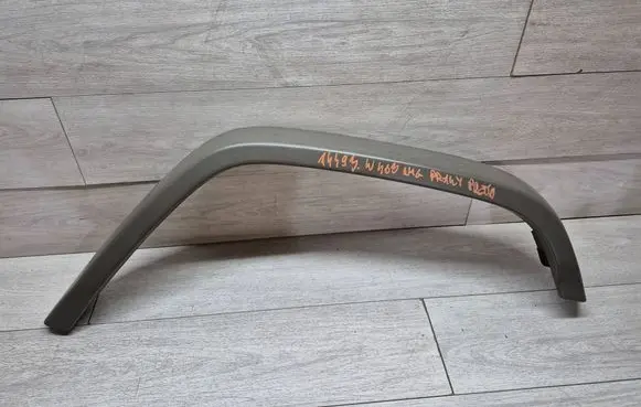 Mercedes-Benz G W463 2nd Gen Front arch trim A4638810400