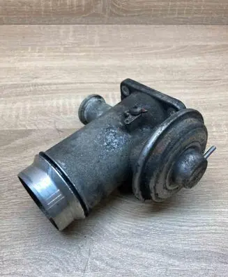 BMW 3 E90 E91 EGR valve 7792077