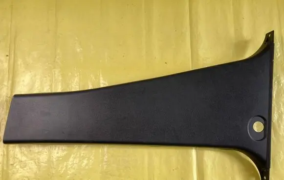 Mercedes-Benz B W245 (B) pillar trim (bottom) A1696920122