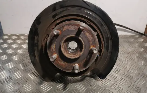 Jeep Grand Cherokee Rear wheel hub