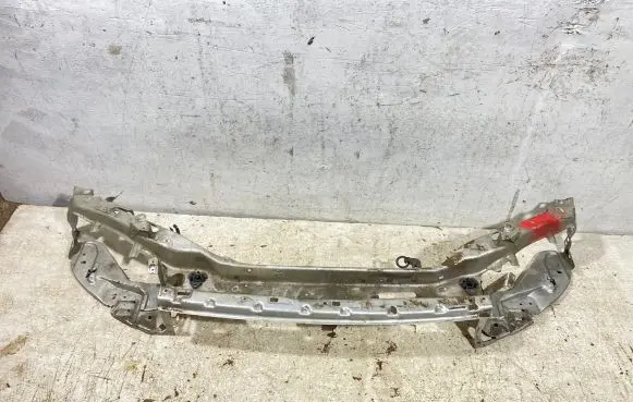 Volvo S40 Top upper radiator support slam panel