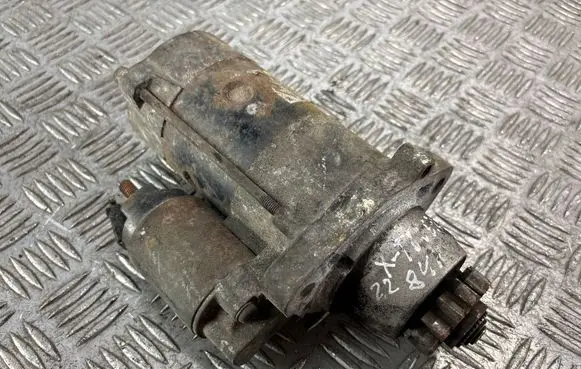 Nissan X-Trail T30 Starter motor