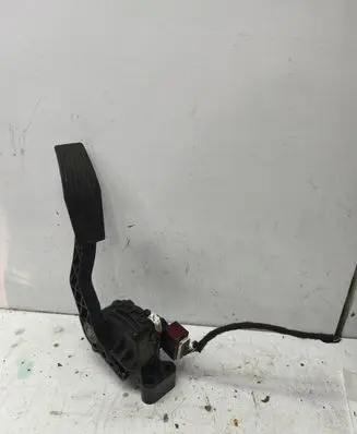Opel Astra G Accelerator throttle pedal 9157998