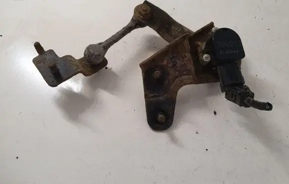 Headlight/headlamp level sensor
