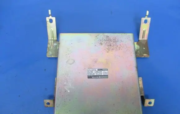 Nissan Terrano Engine control unit/module ECU 237100F003