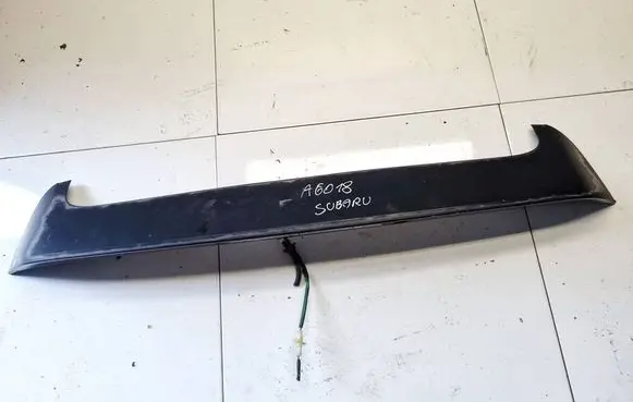 Tailgate/trunk spoiler