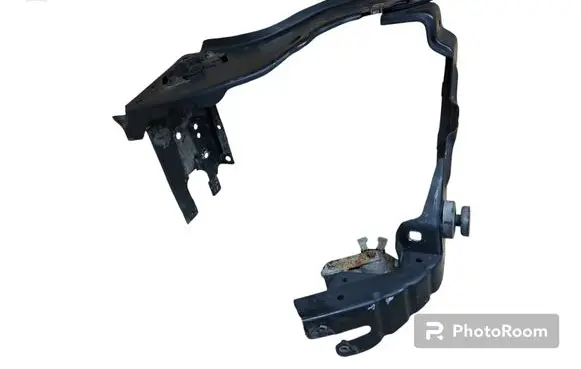 Top upper radiator support slam panel