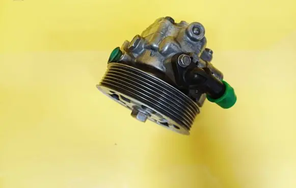 Honda Accord Power steering pump 