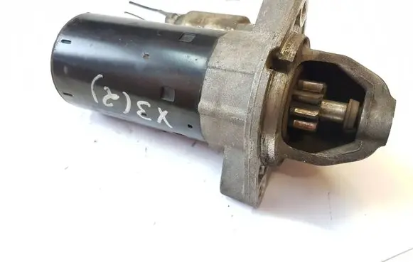 BMW X3 E83 Starter motor 7515390 0001108481