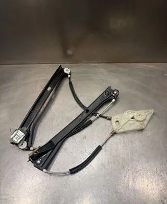 Volkswagen Polo V 6R Front door electric window regulator 6R4837462D