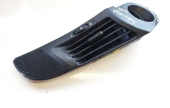 BMW 5 E39 Dash center air vent grill 8391174 3299-01