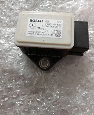 Mercedes-Benz E W212 ESP acceleration yaw rate sensor A2165420018