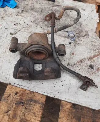 Mazda 6 Front brake caliper