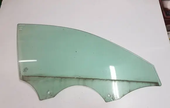 Audi A3 S3 8V Front door window glass four-door 
