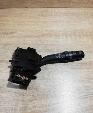 Toyota Corolla Verso AR10 Indicator stalk 8465205170