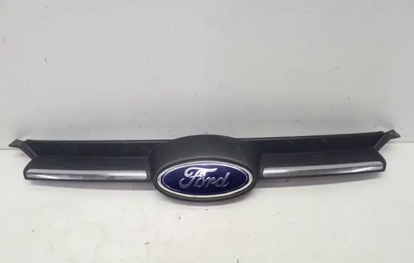 Ford Focus Front bumper upper radiator grill BM51BA133B BM518200B
