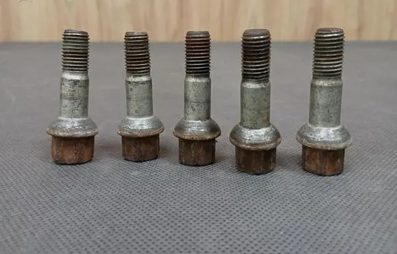 Mercedes-Benz SLK R171 Nuts/bolts 