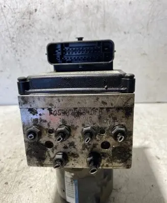 Volkswagen PASSAT B6 ABS Pump 3C0614095P 16027201