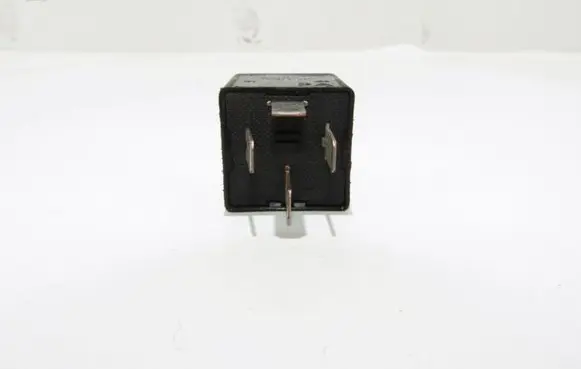 Ford Mondeo Mk III Other relay 2s7t14b192aa
