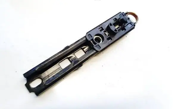 Mercedes-Benz GL X164 Seat belt adjustment rail a2118600688 605987100a