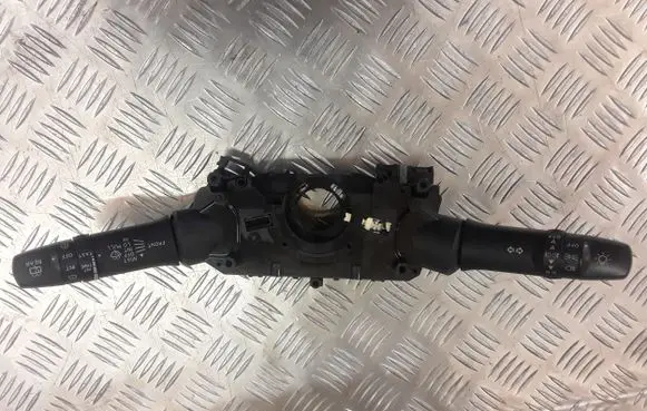Mitsubishi Space Star Wiper turn signal indicator stalk/switch 8617A132