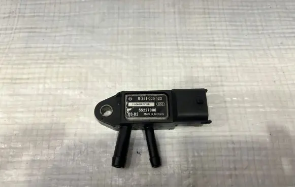 Ford Ka Exhaust gas pressure sensor 0281006122
