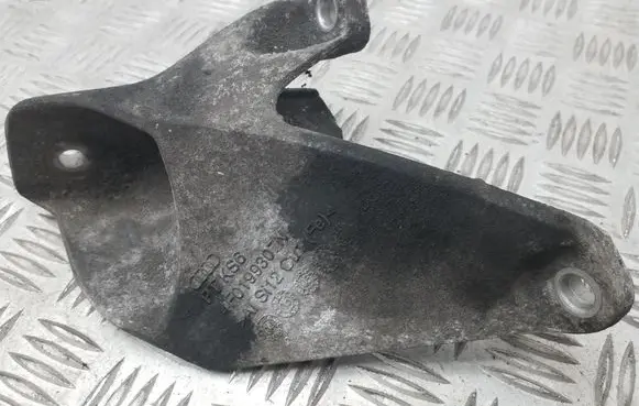 Audi A6 S6 C6 4F Engine mounting bracket 4F0199307N