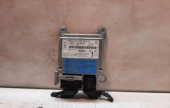 Ford Focus C-MAX Engine control unit/module 4M5T14B056AE 6E0001540001 0285001847