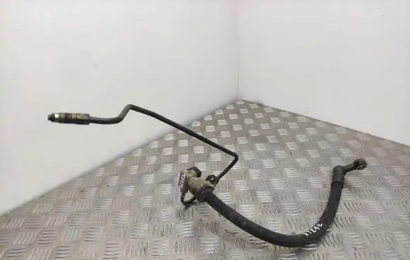 Nissan X-Trail T30 Turbo turbocharger oiling pipe/hose