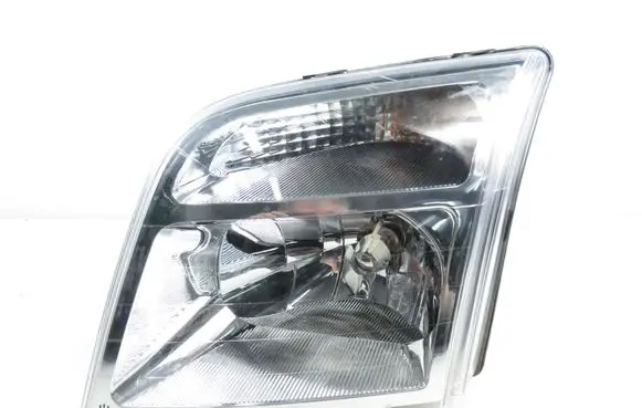 Ford Connect Headlight/headlamp
