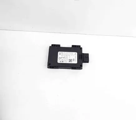 Jaguar I-Pace Blind spot module 28732153 M8E214F152AF